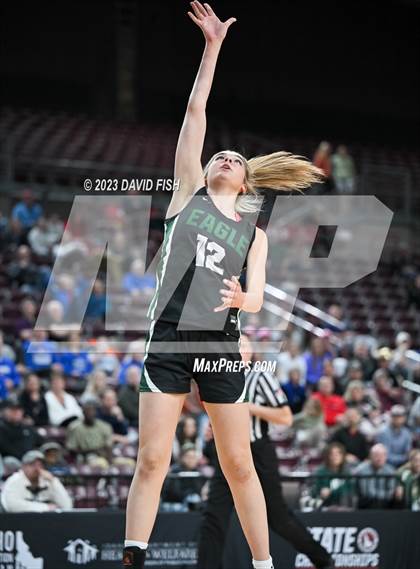 Thumbnail 3 in Coeur d'Alene vs. Eagle (IHSAA 5A Quarterfinals) photogallery.