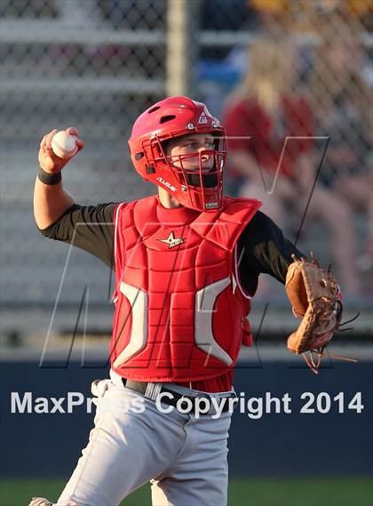 Thumbnail 3 in Lake Travis@ Stony Point (5A Region 2 Bi-district) photogallery.