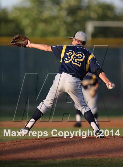 Thumbnail 3 in Lake Travis@ Stony Point (5A Region 2 Bi-district) photogallery.