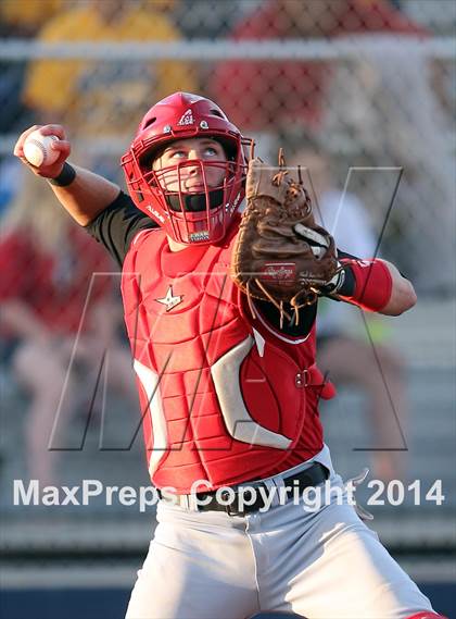 Thumbnail 2 in Lake Travis@ Stony Point (5A Region 2 Bi-district) photogallery.