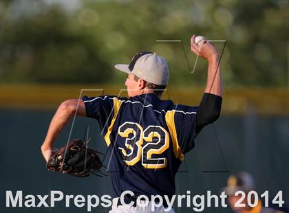 Thumbnail 3 in Lake Travis@ Stony Point (5A Region 2 Bi-district) photogallery.