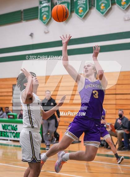 Thumbnail 2 in Cathedral vs. Queen Creek photogallery.