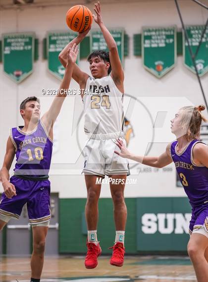 Thumbnail 1 in Cathedral vs. Queen Creek photogallery.