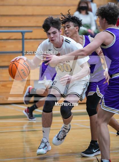 Thumbnail 3 in Cathedral vs. Queen Creek photogallery.