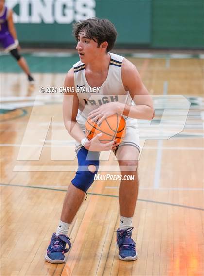 Thumbnail 3 in Cathedral vs. Queen Creek photogallery.