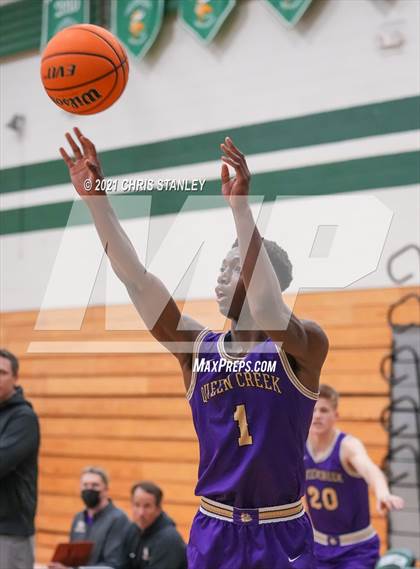 Thumbnail 3 in Cathedral vs. Queen Creek photogallery.