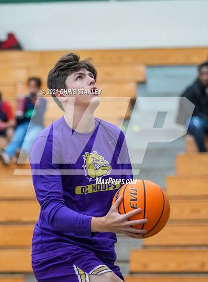 Thumbnail 1 in Cathedral vs. Queen Creek photogallery.