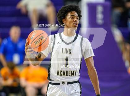 Thumbnail 1 in Columbus vs. Link Academy (City of Palms Classic) photogallery.