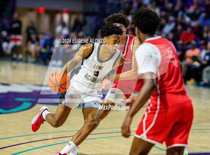 Thumbnail 3 in Columbus vs. Link Academy (City of Palms Classic) photogallery.