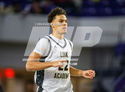 Thumbnail 2 in Columbus vs. Link Academy (City of Palms Classic) photogallery.