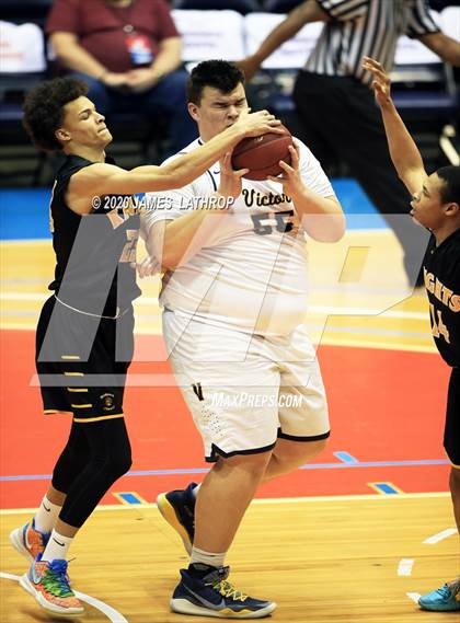 Thumbnail 1 in Victor vs. McQuaid (Section V Class AA Semifinal) photogallery.