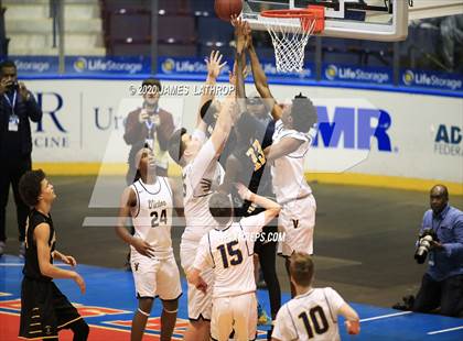 Thumbnail 3 in Victor vs. McQuaid (Section V Class AA Semifinal) photogallery.