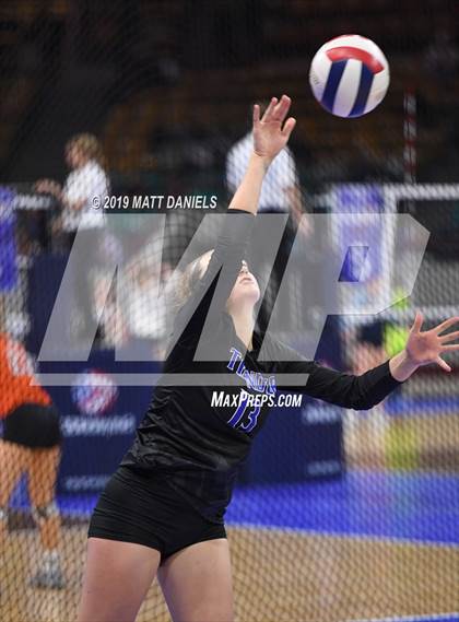 Thumbnail 3 in Denver Christian vs. Limon (CHSAA 2A Championship) photogallery.