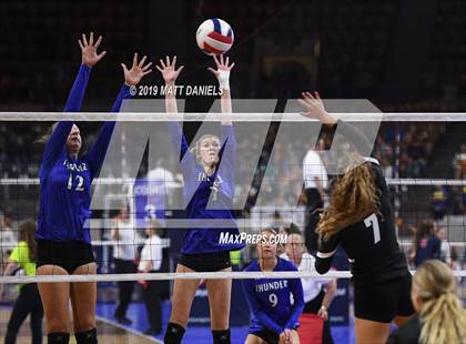 Thumbnail 2 in Denver Christian vs. Limon (CHSAA 2A Championship) photogallery.