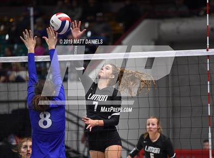 Thumbnail 1 in Denver Christian vs. Limon (CHSAA 2A Championship) photogallery.