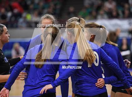 Thumbnail 3 in Denver Christian vs. Limon (CHSAA 2A Championship) photogallery.