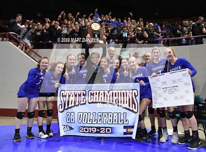 Thumbnail 2 in Denver Christian vs. Limon (CHSAA 2A Championship) photogallery.