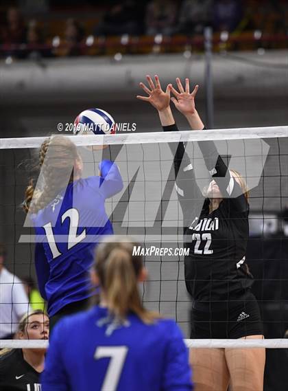 Thumbnail 2 in Denver Christian vs. Limon (CHSAA 2A Championship) photogallery.
