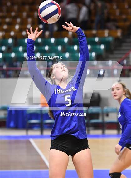 Thumbnail 3 in Denver Christian vs. Limon (CHSAA 2A Championship) photogallery.