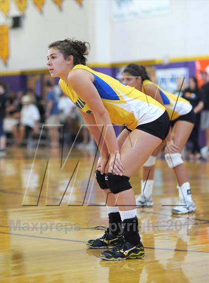 Thumbnail 3 in Torrey Pines vs Seaquam (Durango Fall Classic) photogallery.