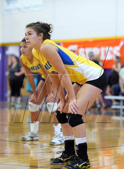 Thumbnail 2 in Torrey Pines vs Seaquam (Durango Fall Classic) photogallery.