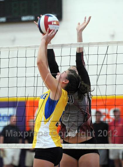 Thumbnail 1 in Torrey Pines vs Seaquam (Durango Fall Classic) photogallery.