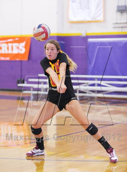 Thumbnail 2 in Torrey Pines vs Seaquam (Durango Fall Classic) photogallery.