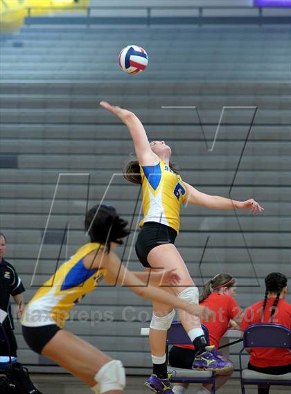 Thumbnail 1 in Torrey Pines vs Seaquam (Durango Fall Classic) photogallery.