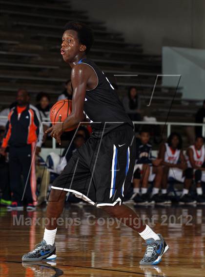 Thumbnail 2 in McKinney vs Fort Bend Bush (McDonald's Texas Invitational) photogallery.