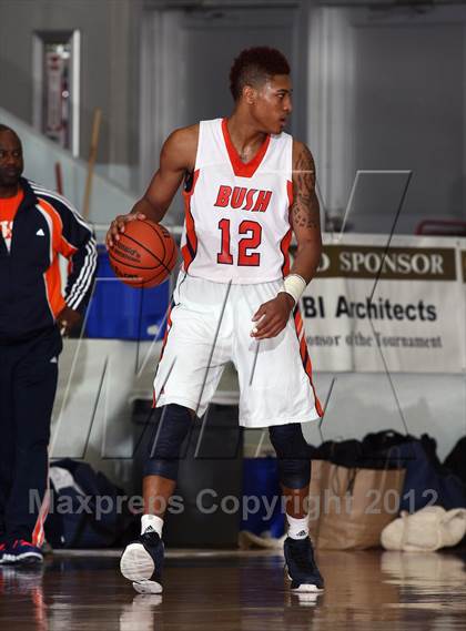 Thumbnail 1 in McKinney vs Fort Bend Bush (McDonald's Texas Invitational) photogallery.