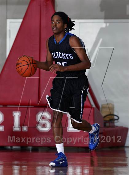 Thumbnail 3 in McKinney vs Fort Bend Bush (McDonald's Texas Invitational) photogallery.
