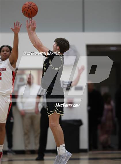 Thumbnail 2 in Noblesville @ Park Tudor photogallery.