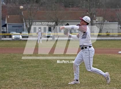 Thumbnail 2 in Stonington @ East Lyme photogallery.