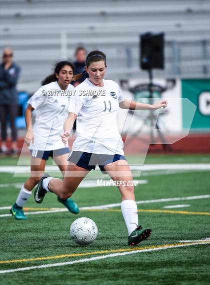Thumbnail 3 in Montgomery vs. San Dieguito Academy (CIF SDS D4 Final) photogallery.