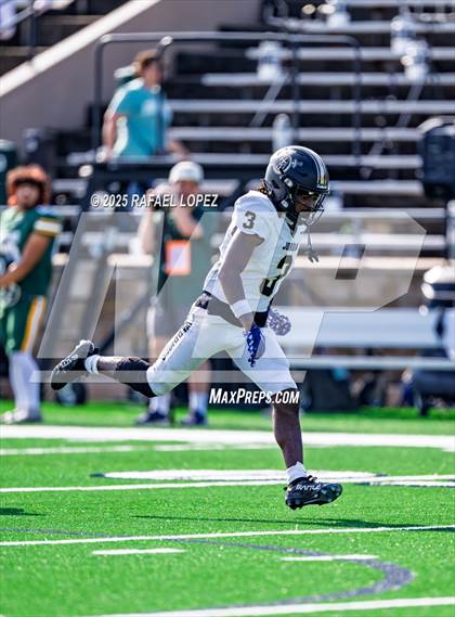 Thumbnail 2 in Jordan vs. Stratford (UIL 6A D2 Football Area) photogallery.