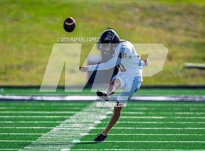Thumbnail 3 in Jordan vs. Stratford (UIL 6A D2 Football Area) photogallery.