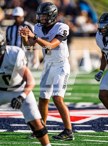 Thumbnail 1 in Jordan vs. Stratford (UIL 6A D2 Football Area) photogallery.