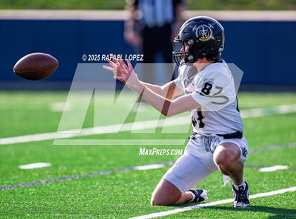Thumbnail 1 in Jordan vs. Stratford (UIL 6A D2 Football Area) photogallery.