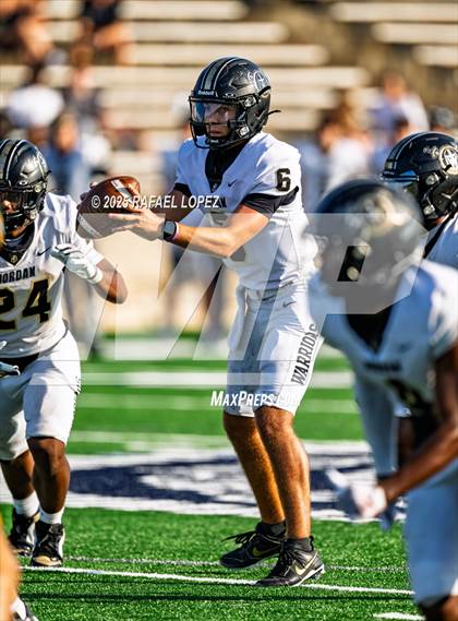 Thumbnail 3 in Jordan vs. Stratford (UIL 6A D2 Football Area) photogallery.
