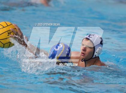 Thumbnail 2 in Grossmont vs. University City (CIF SDS Division 2 Quarterfinal) photogallery.