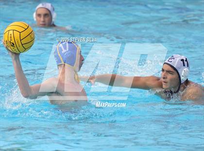 Thumbnail 3 in Grossmont vs. University City (CIF SDS Division 2 Quarterfinal) photogallery.