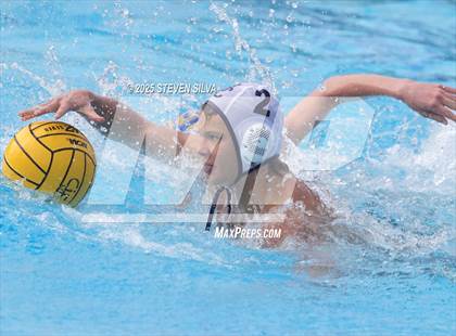 Thumbnail 2 in Grossmont vs. University City (CIF SDS Division 2 Quarterfinal) photogallery.