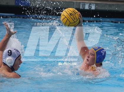 Thumbnail 1 in Grossmont vs. University City (CIF SDS Division 2 Quarterfinal) photogallery.