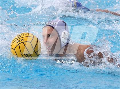 Thumbnail 2 in Grossmont vs. University City (CIF SDS Division 2 Quarterfinal) photogallery.