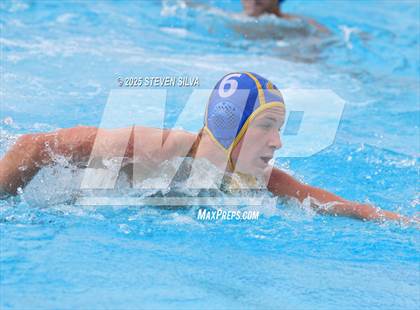 Thumbnail 3 in Grossmont vs. University City (CIF SDS Division 2 Quarterfinal) photogallery.