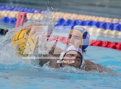 Thumbnail 3 in Grossmont vs. University City (CIF SDS Division 2 Quarterfinal) photogallery.