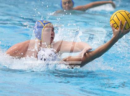 Thumbnail 2 in Grossmont vs. University City (CIF SDS Division 2 Quarterfinal) photogallery.