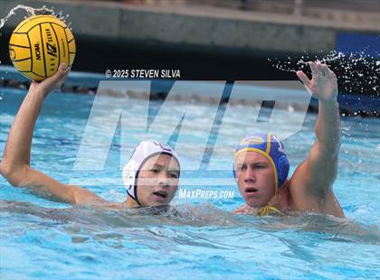 Thumbnail 3 in Grossmont vs. University City (CIF SDS Division 2 Quarterfinal) photogallery.