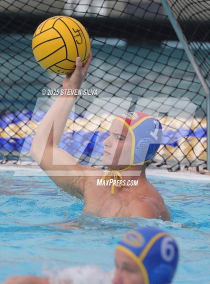 Thumbnail 2 in Grossmont vs. University City (CIF SDS Division 2 Quarterfinal) photogallery.