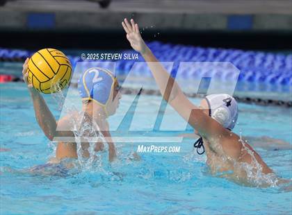 Thumbnail 1 in Grossmont vs. University City (CIF SDS Division 2 Quarterfinal) photogallery.